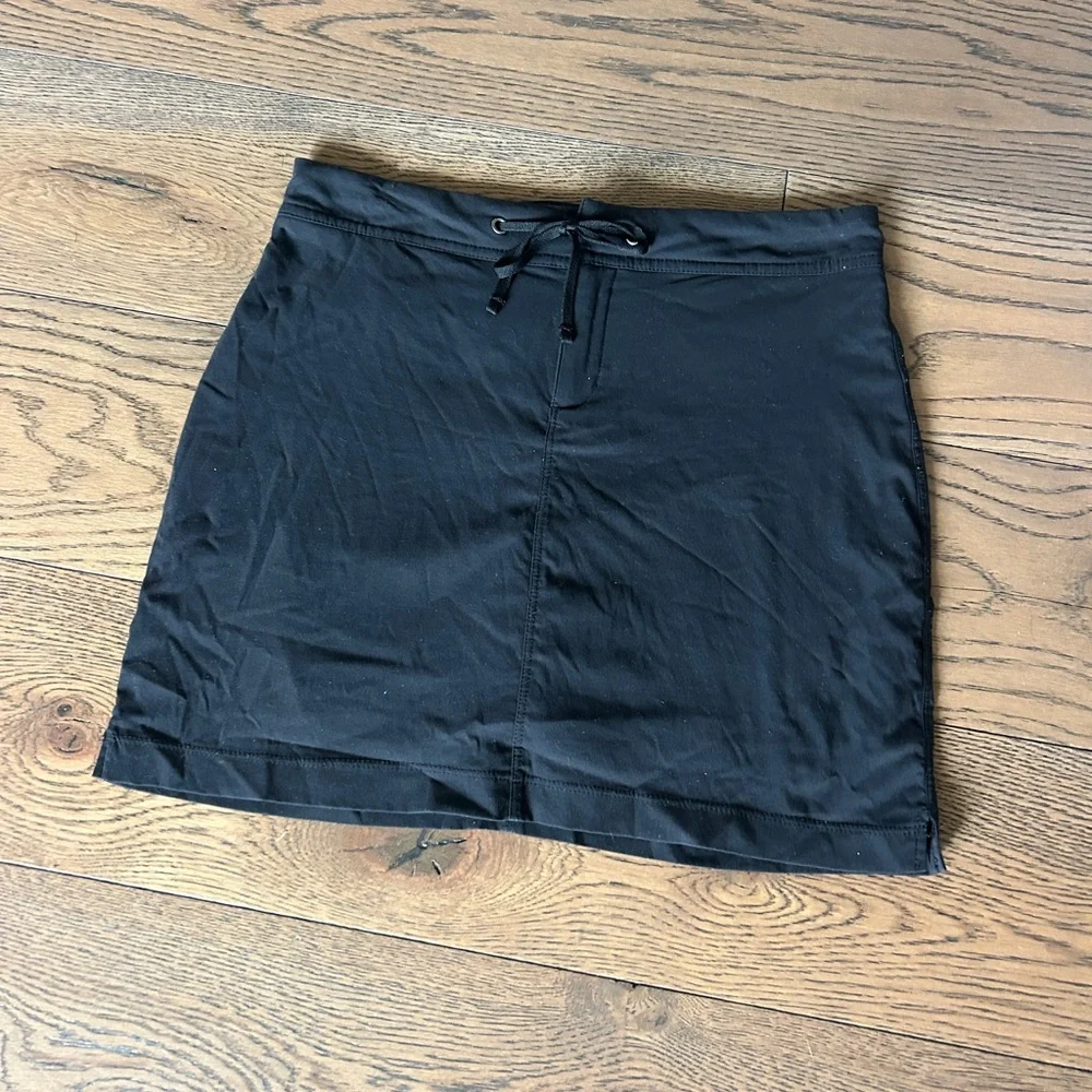 Columbia Women's Omni-Shield Black Active Skort /Skort with Built In Shorts Sz 6